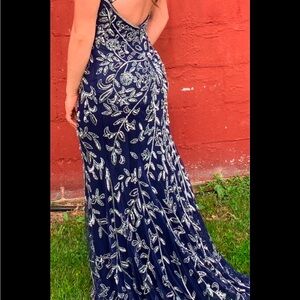 Elegant Navy Blue Embellished Evening Gown/ Prom Dress